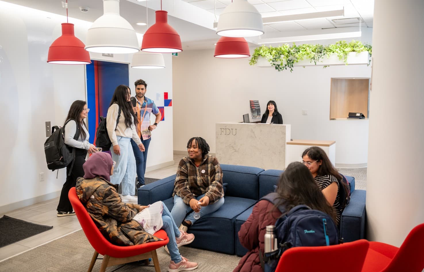 oakridge-park-community-university-farleigh-dickinson-university-lobby