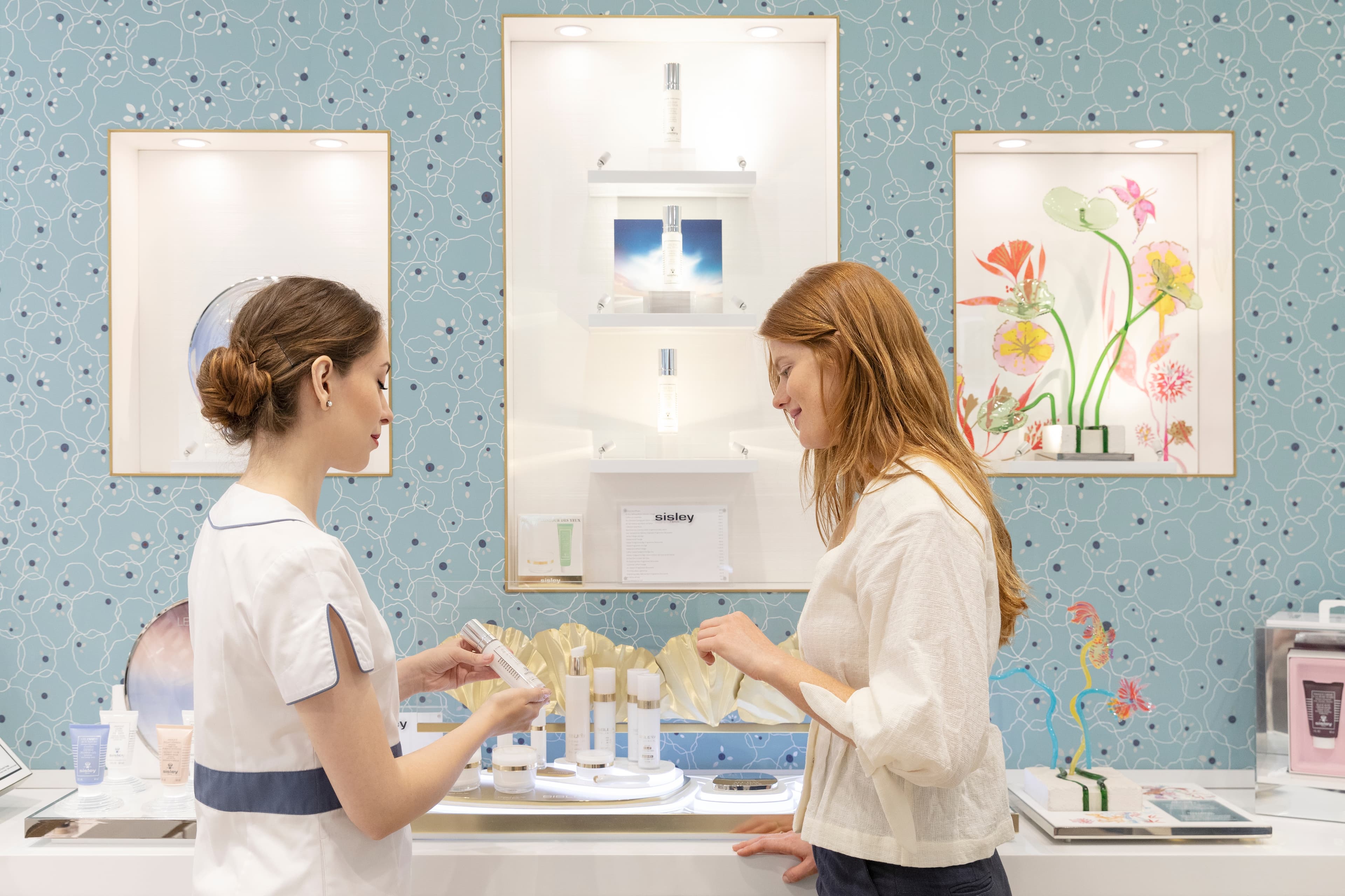 oakridge park retail sisley paris